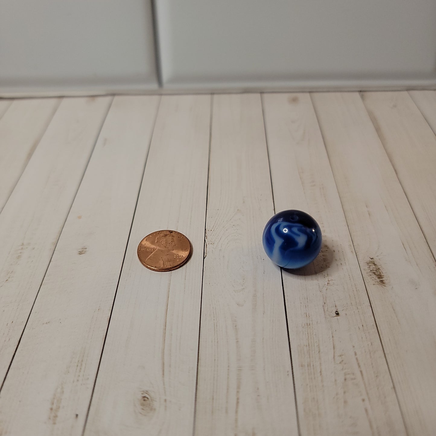 20mm Blue Wave Beads