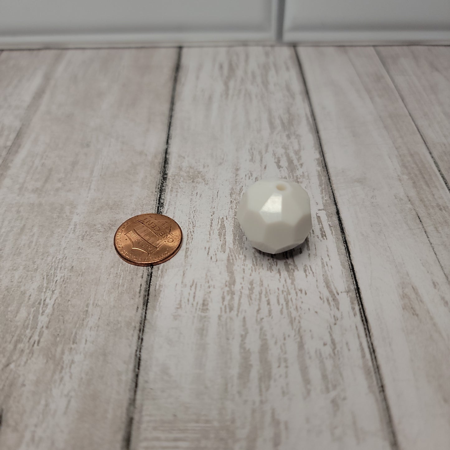 20mm White Disco Beads