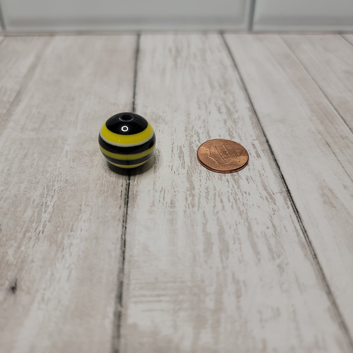 20mm Yellow and Black Stripe Beads