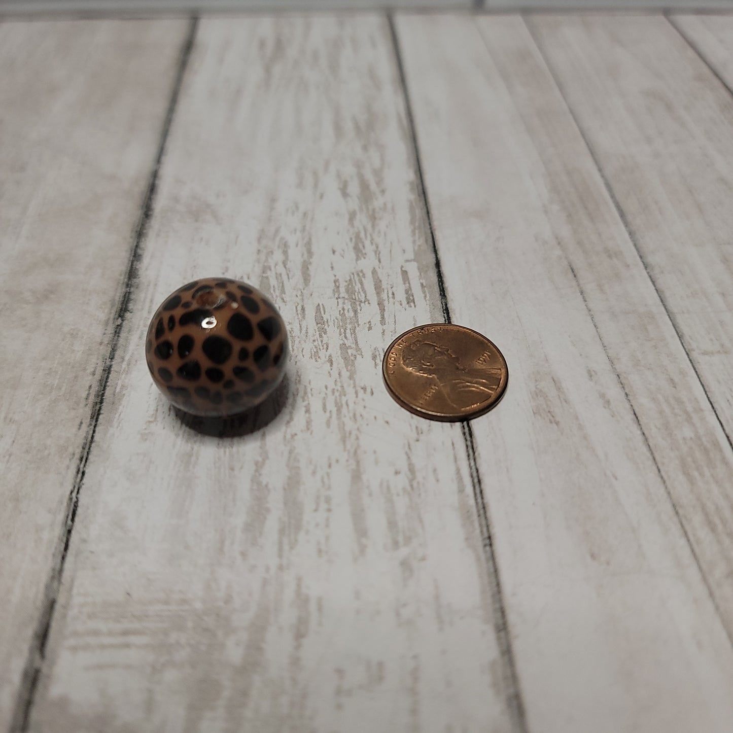 20mm Mocha Cheeta Beads