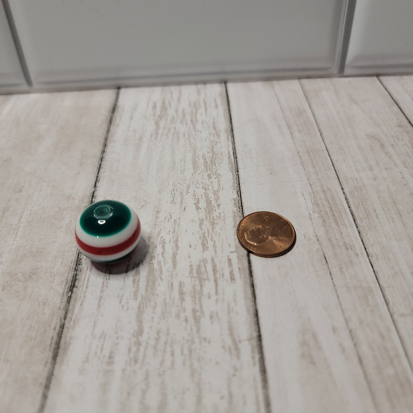 20mm Red and Green Stripe Beads