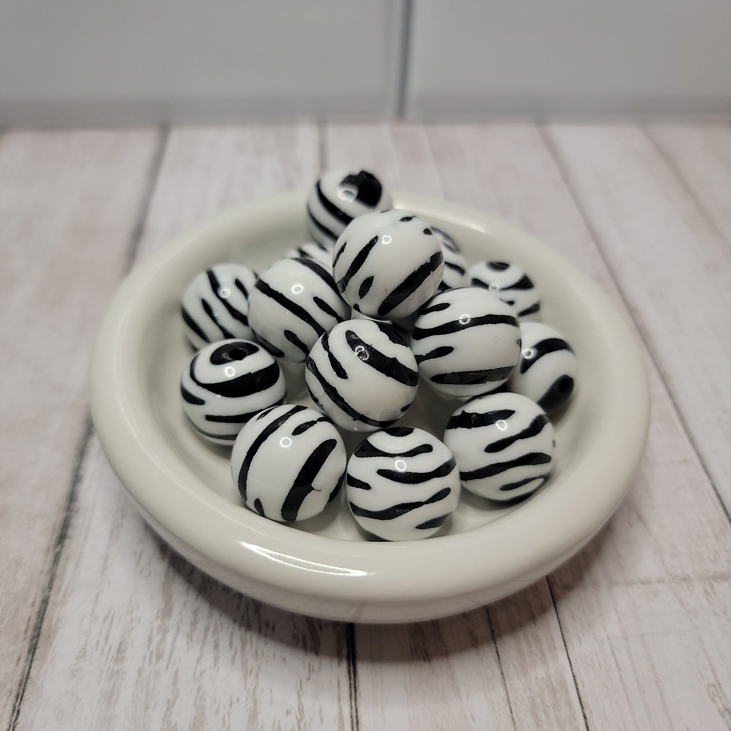 20mm Zebra Beads