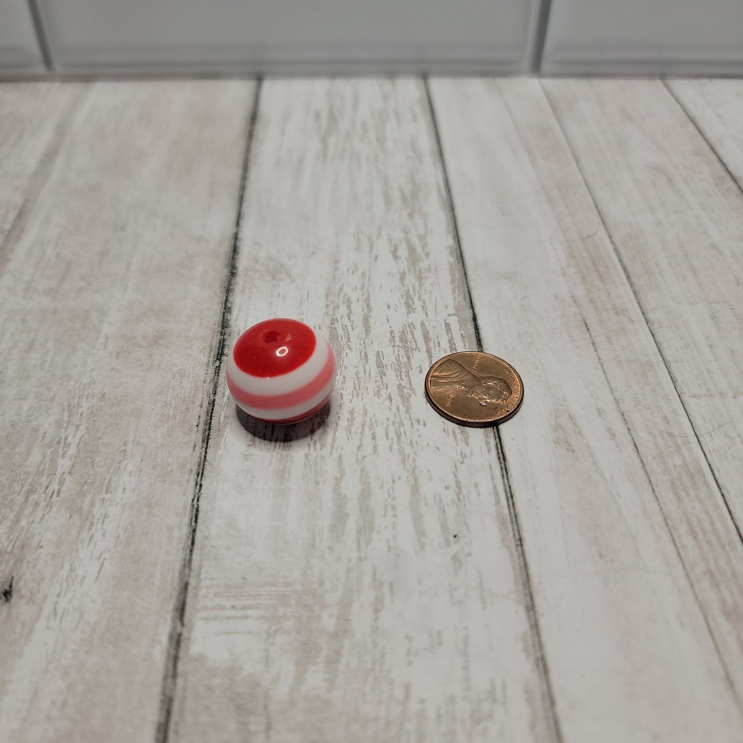 20mm Valentine Stripe Beads