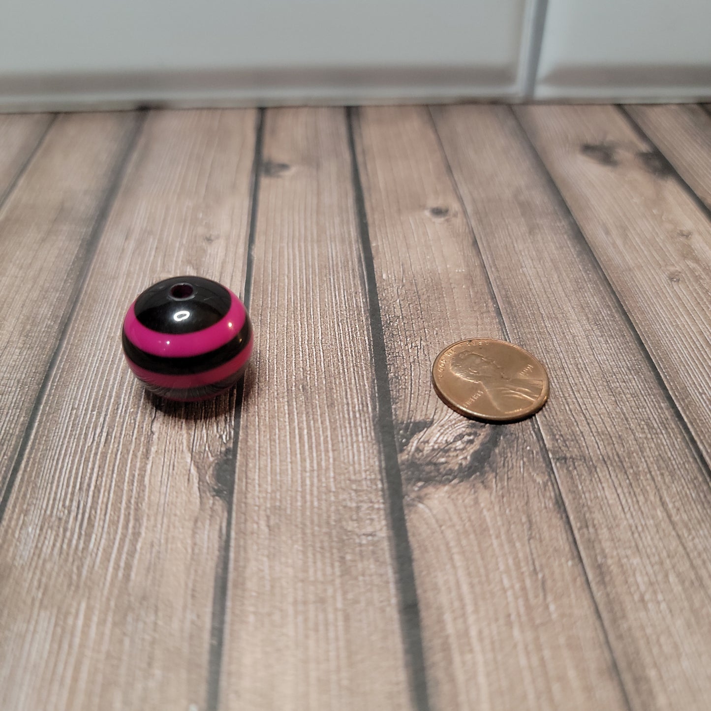 20mm Hot Pink and Black Stripe Beads
