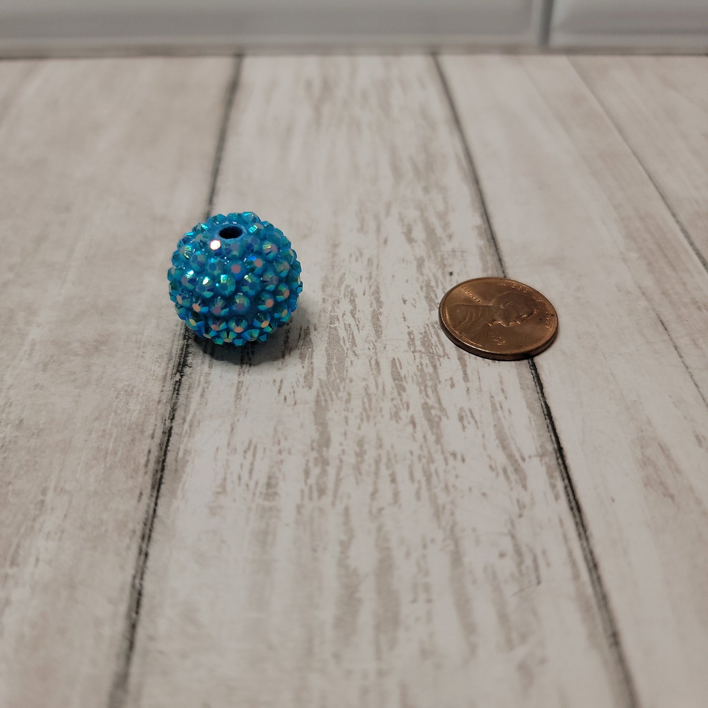 20mm Glamour Sky Blue Beads