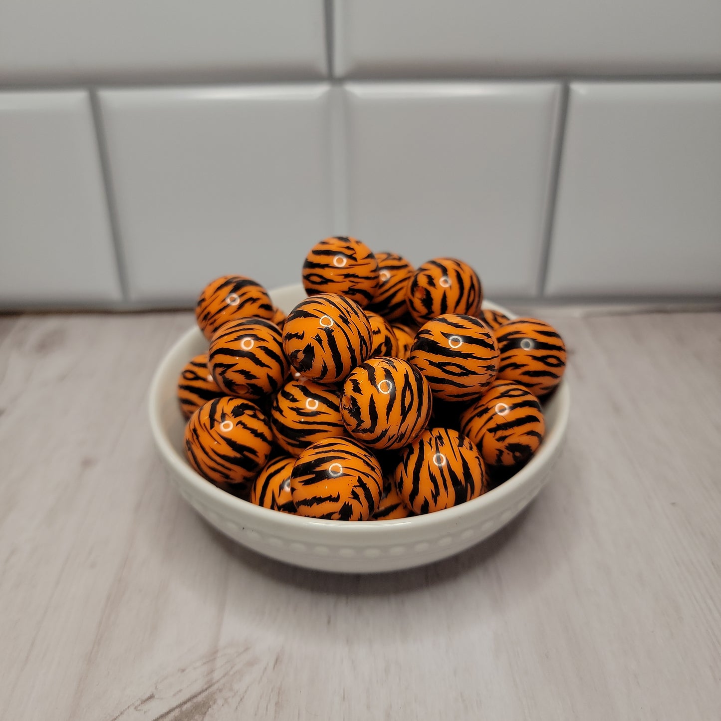 20mm Tiger Beads