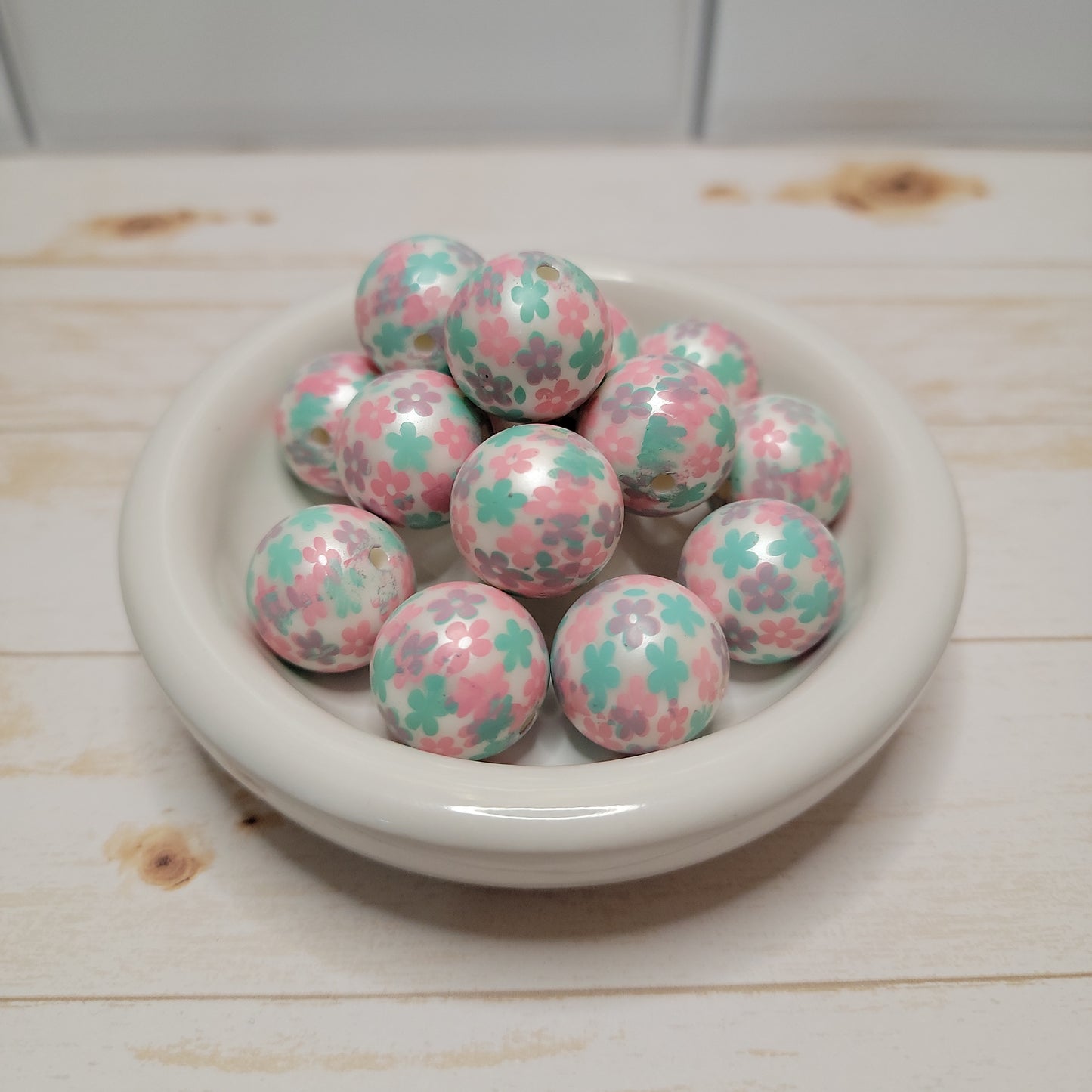 20mm Spring Flower Beads