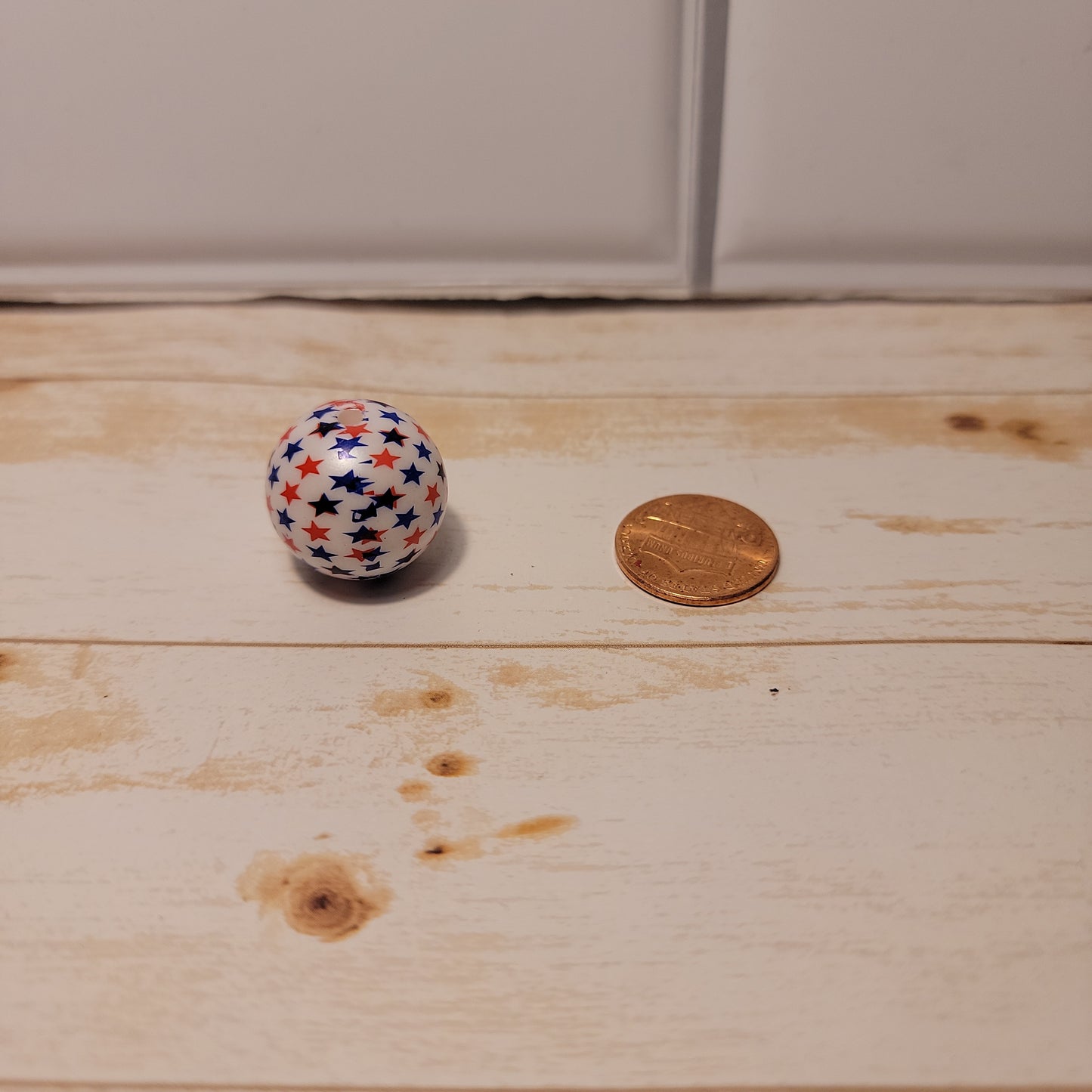 20mm Blue and Red Stars Beads