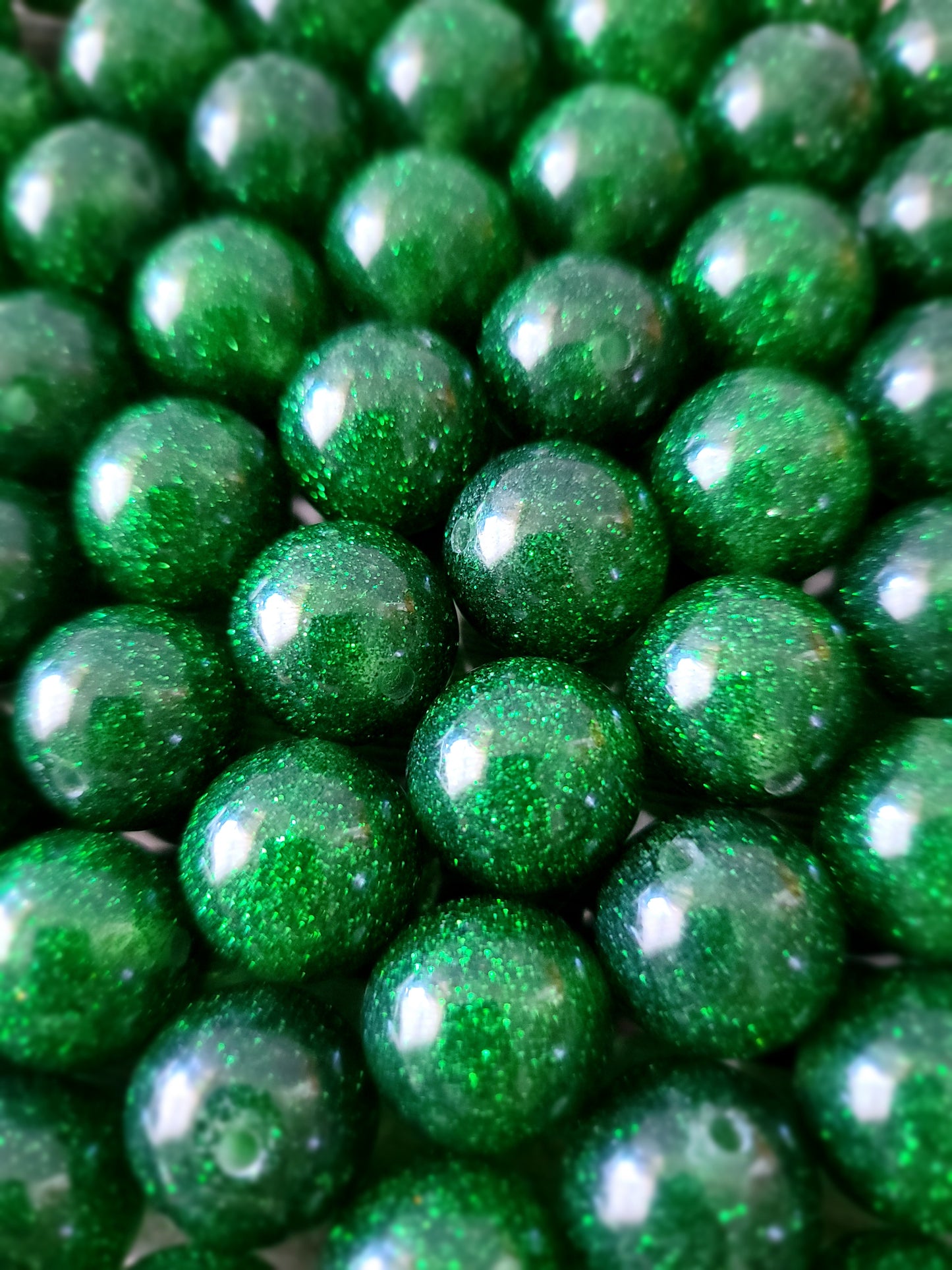 20mm Glittery Forest Green Beads