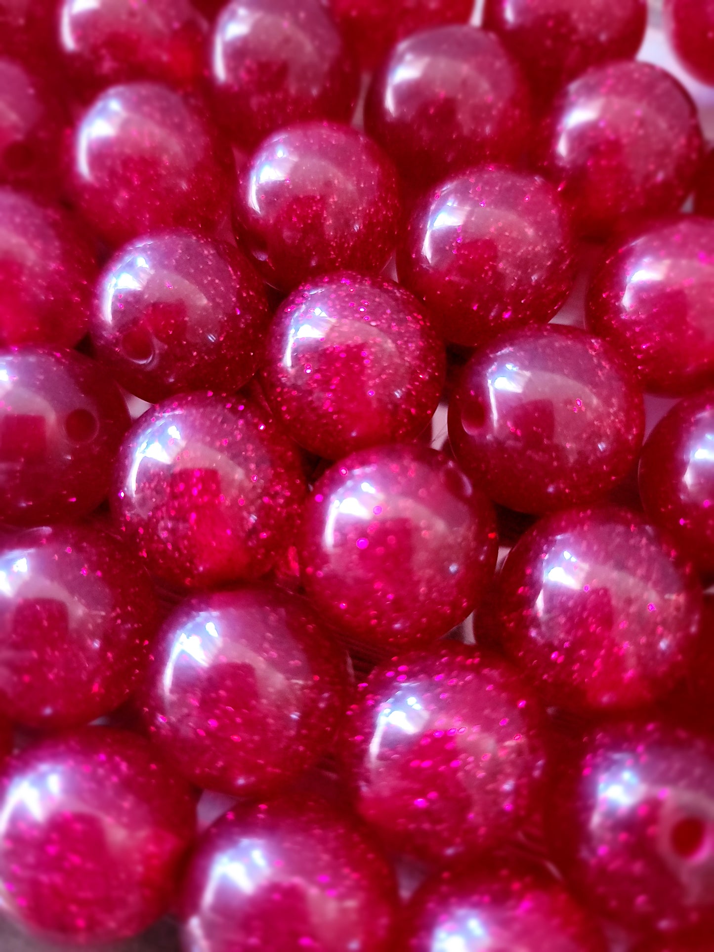 20mm Glittery Red Beads
