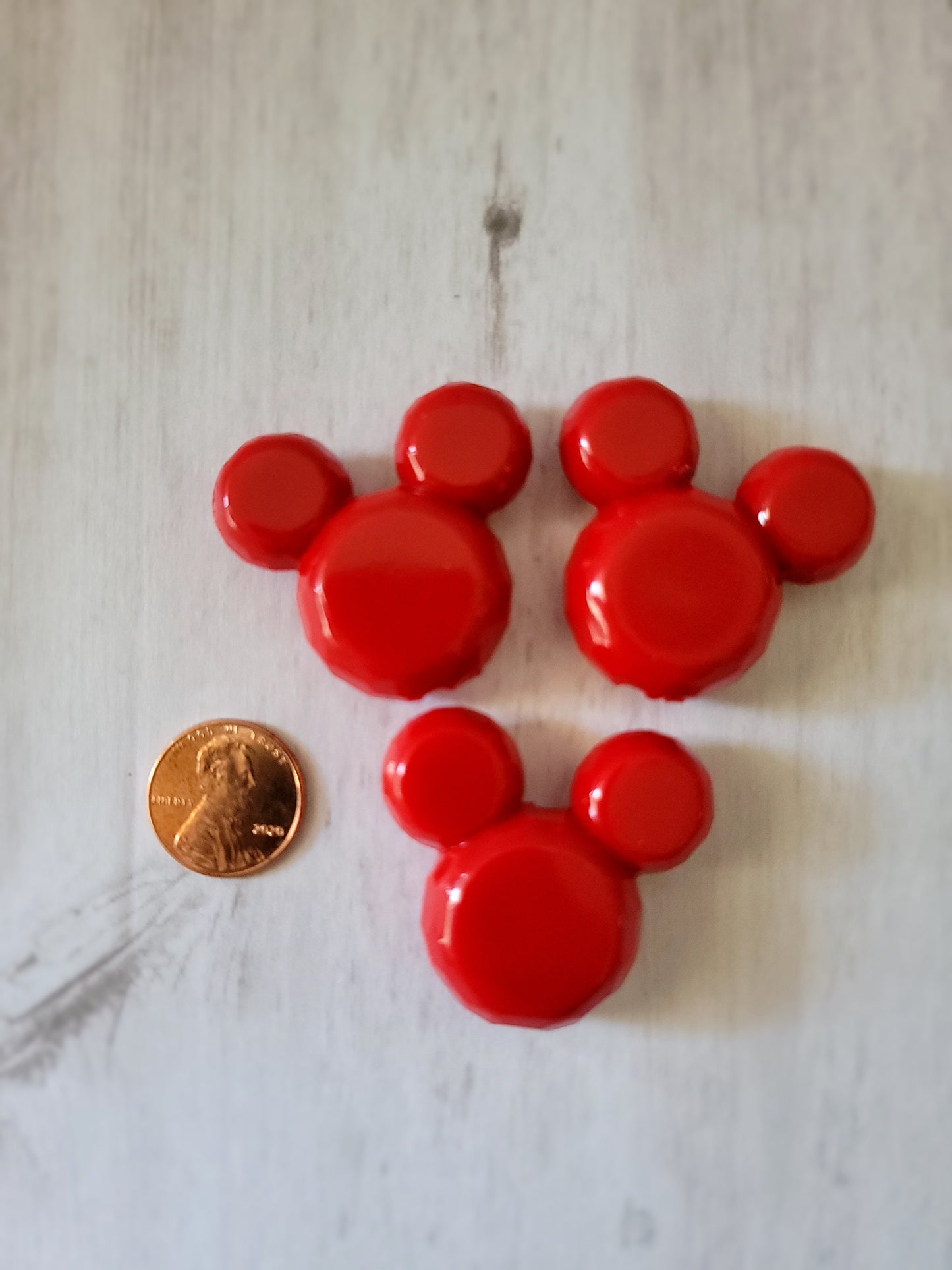 34mm x 37mm Famous Mouse Beads