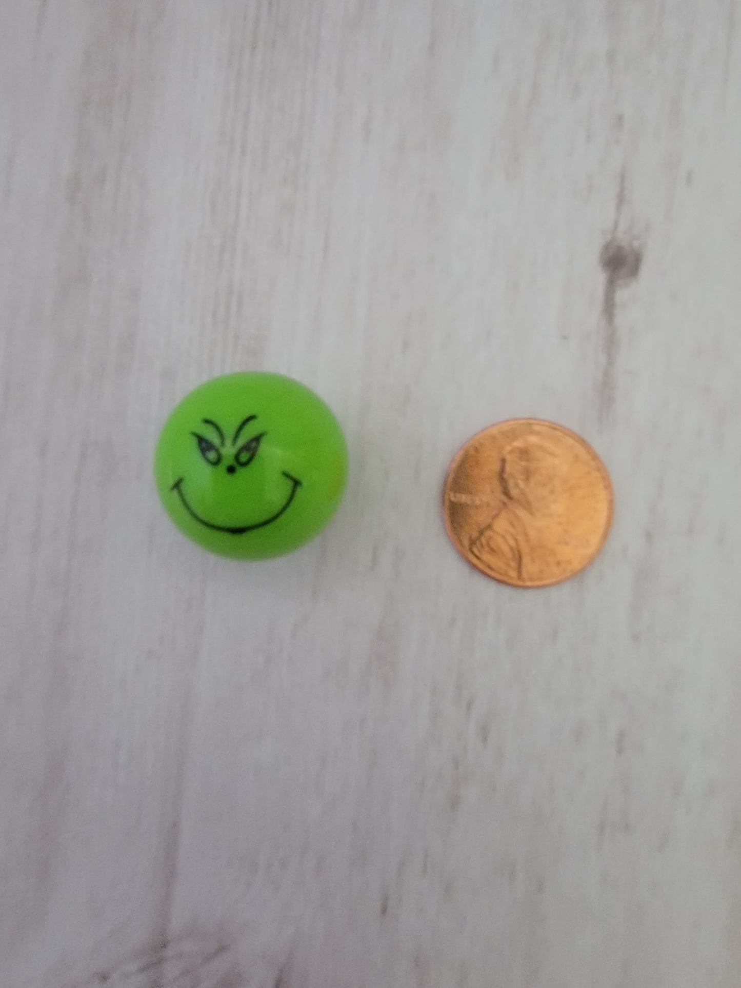 20mm Grinch Beads