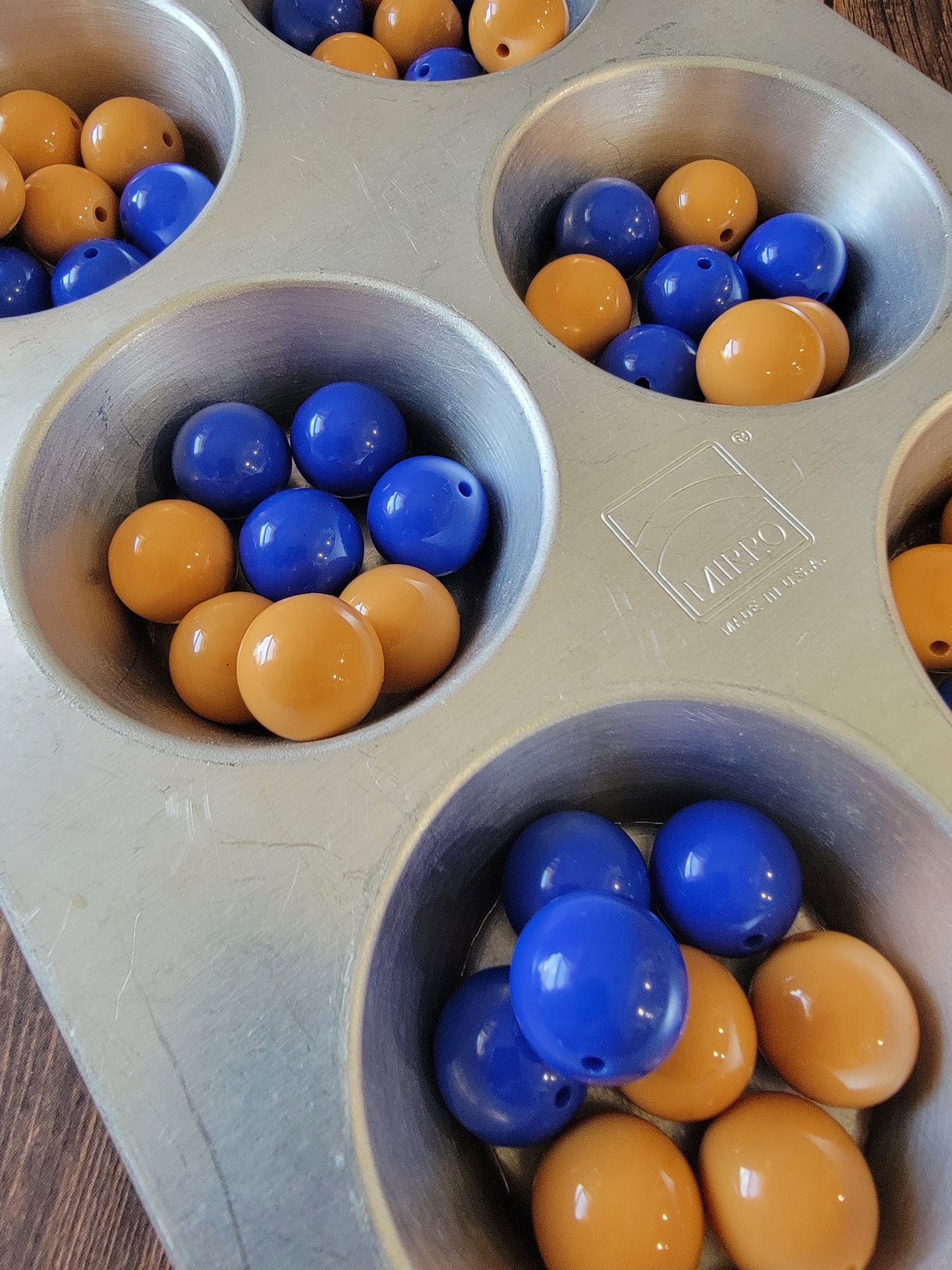 18 MM Blueberry Pie Bead Mix