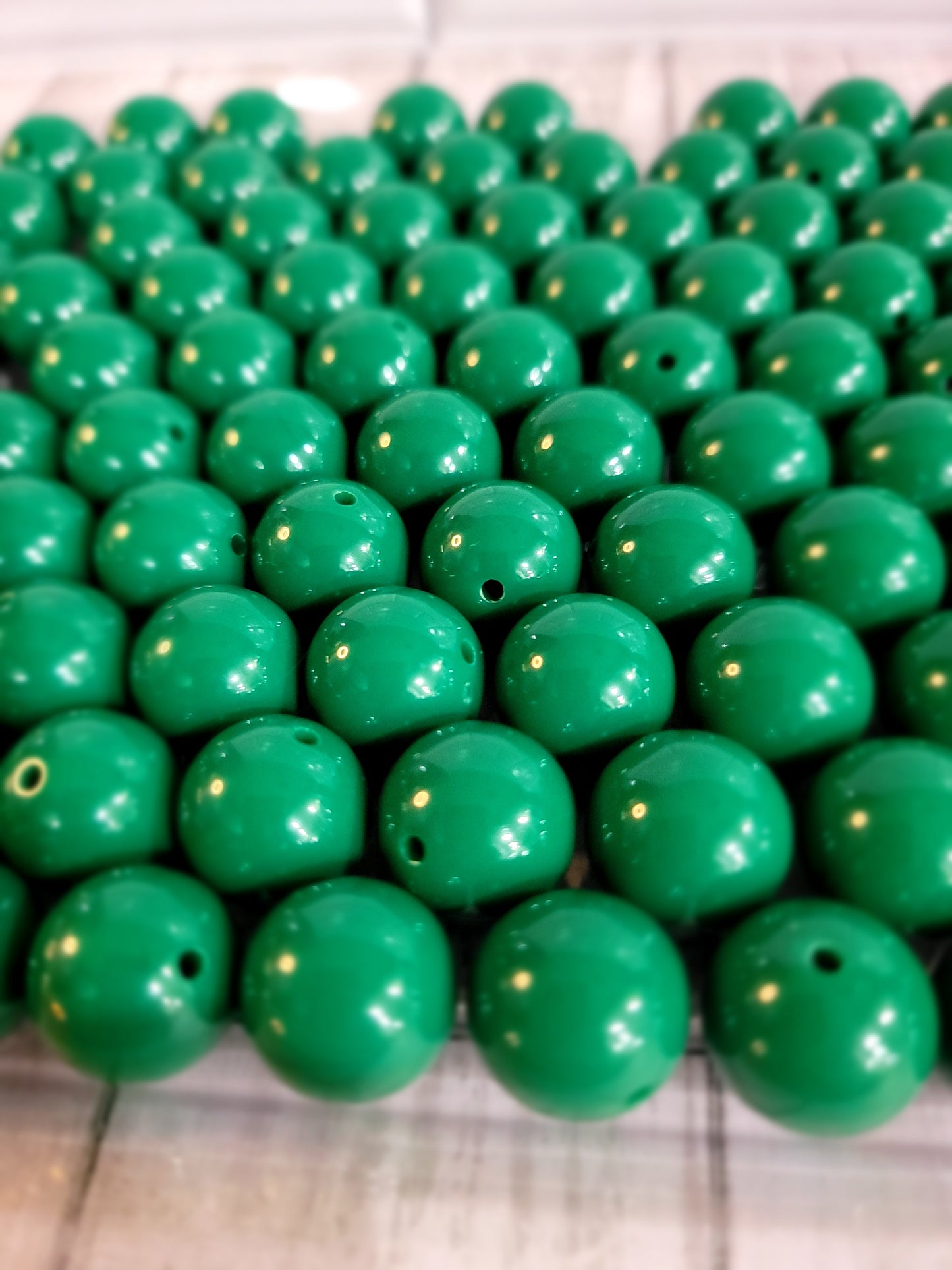 18mm Merry Green Beads
