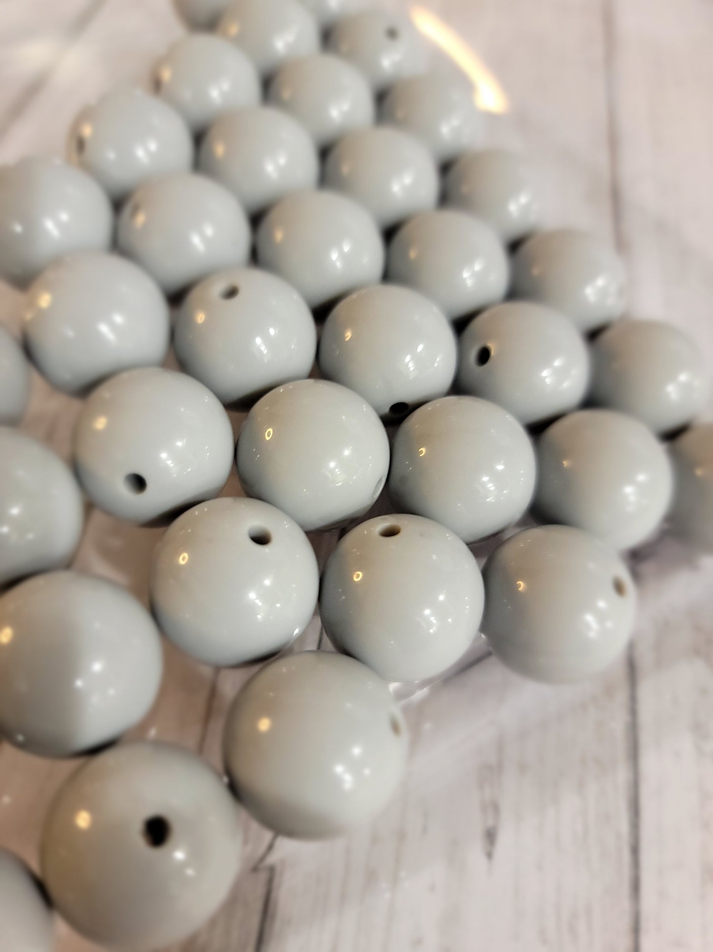 18mm Elephant Grey Beads