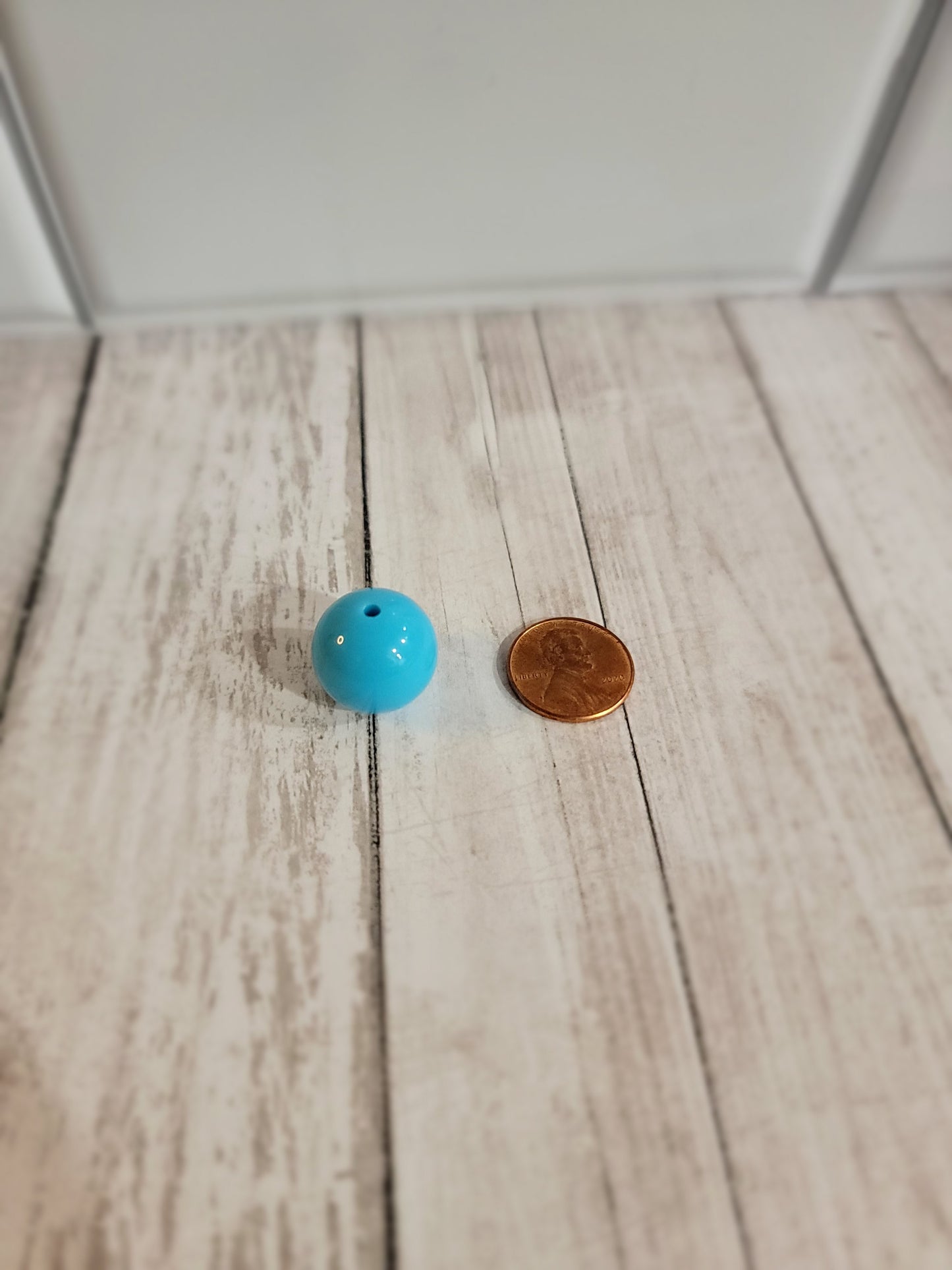 18mm Sky Blue Beads
