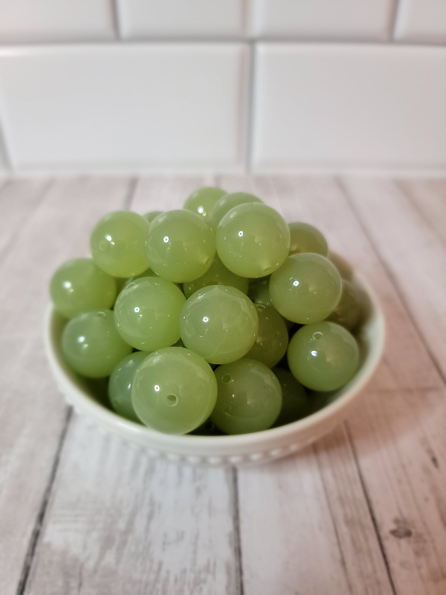 20mm Glow in the Dark Beads