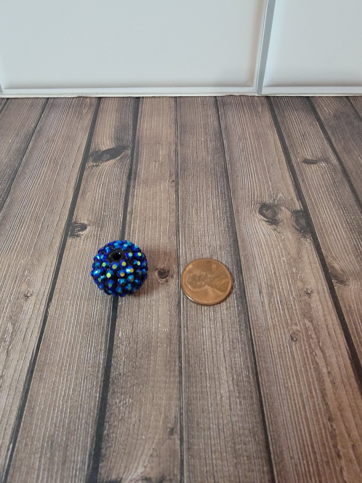 20mm Glamour Blue Beads