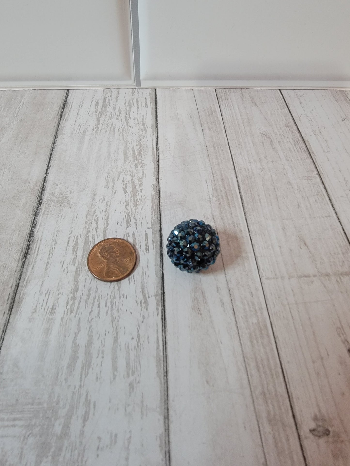 20mm Glamour Blue Onyx Beads