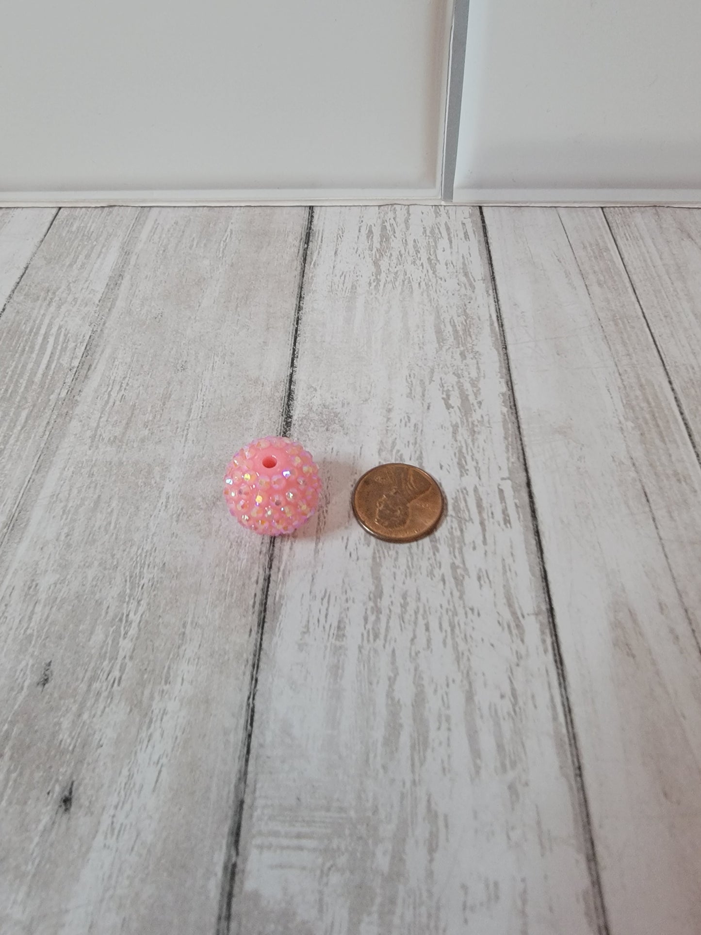 20mm Glamour Pink Beads