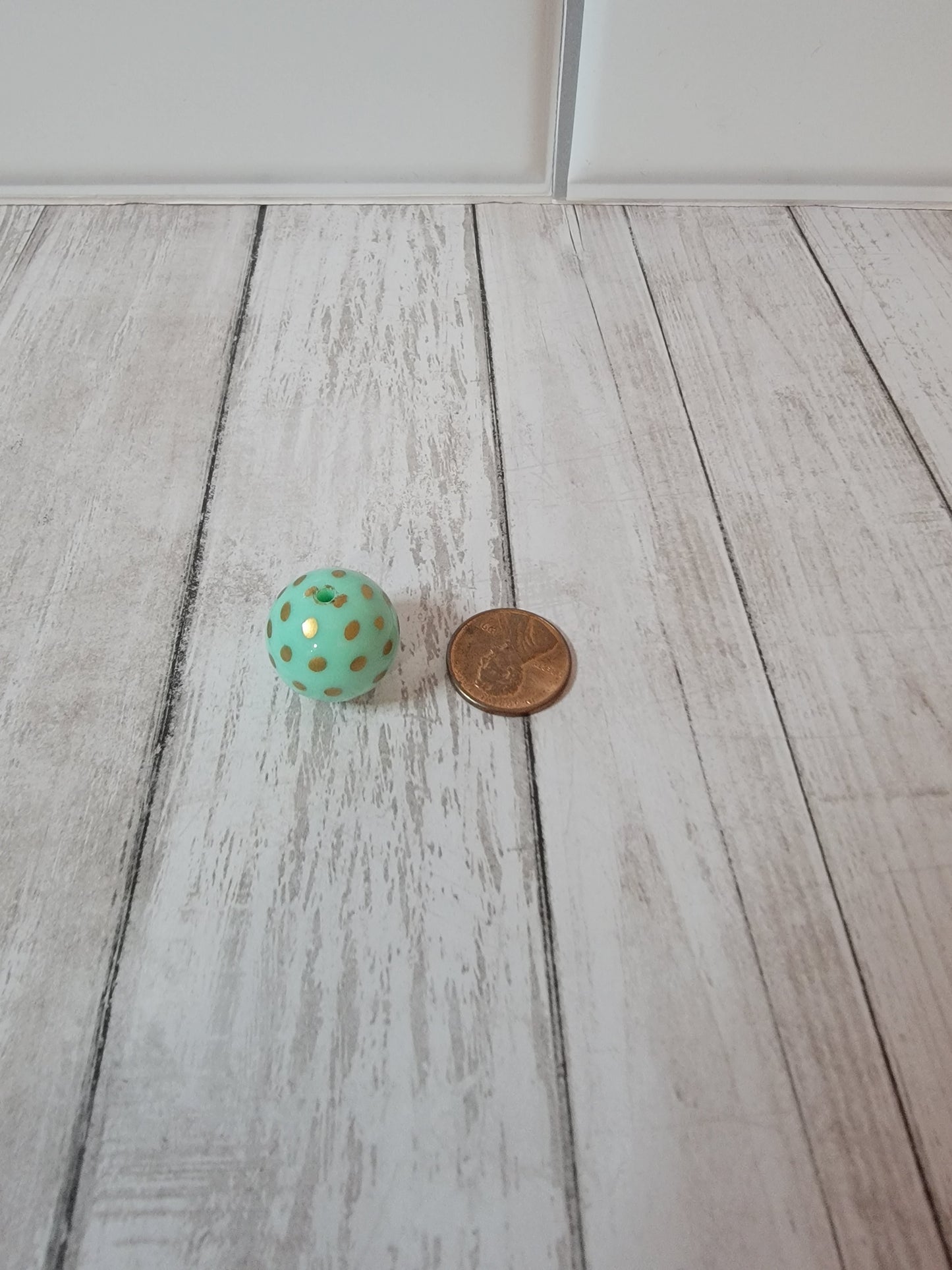 20mm Mint and Gold Polka Dot Beads