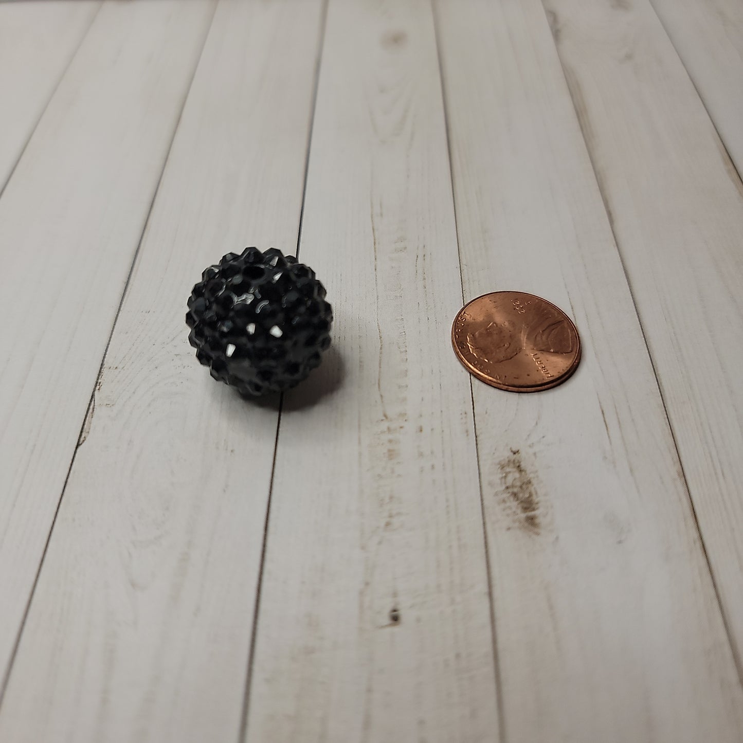 20mm Glamour Black Beads