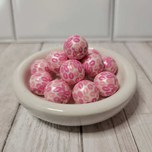 20mm Valentine Lips Beads