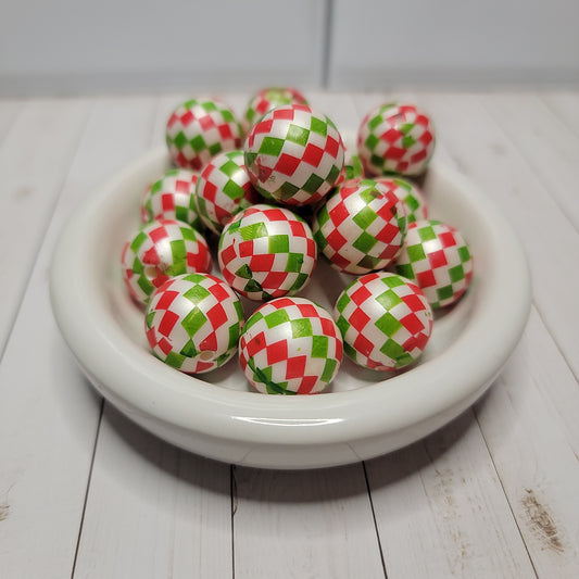 20mm Red and Green Checkered Beads
