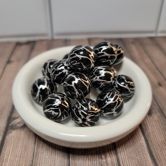 20mm Silver and Black Lightning Beads