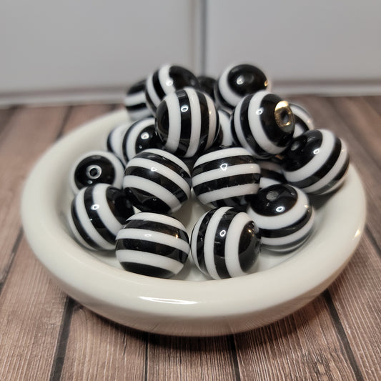 20mm Black and White Stripe Beads