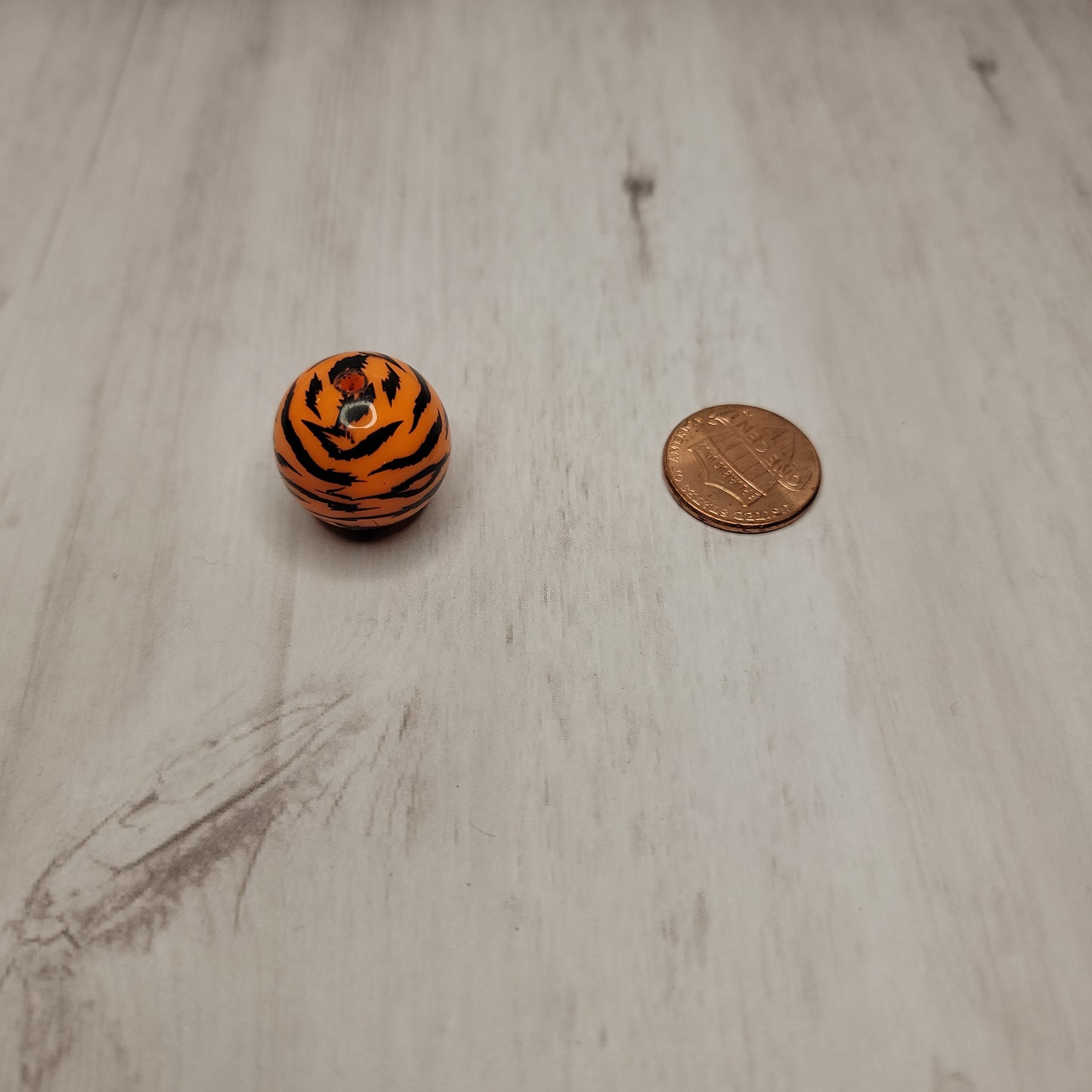 20mm Tiger Beads