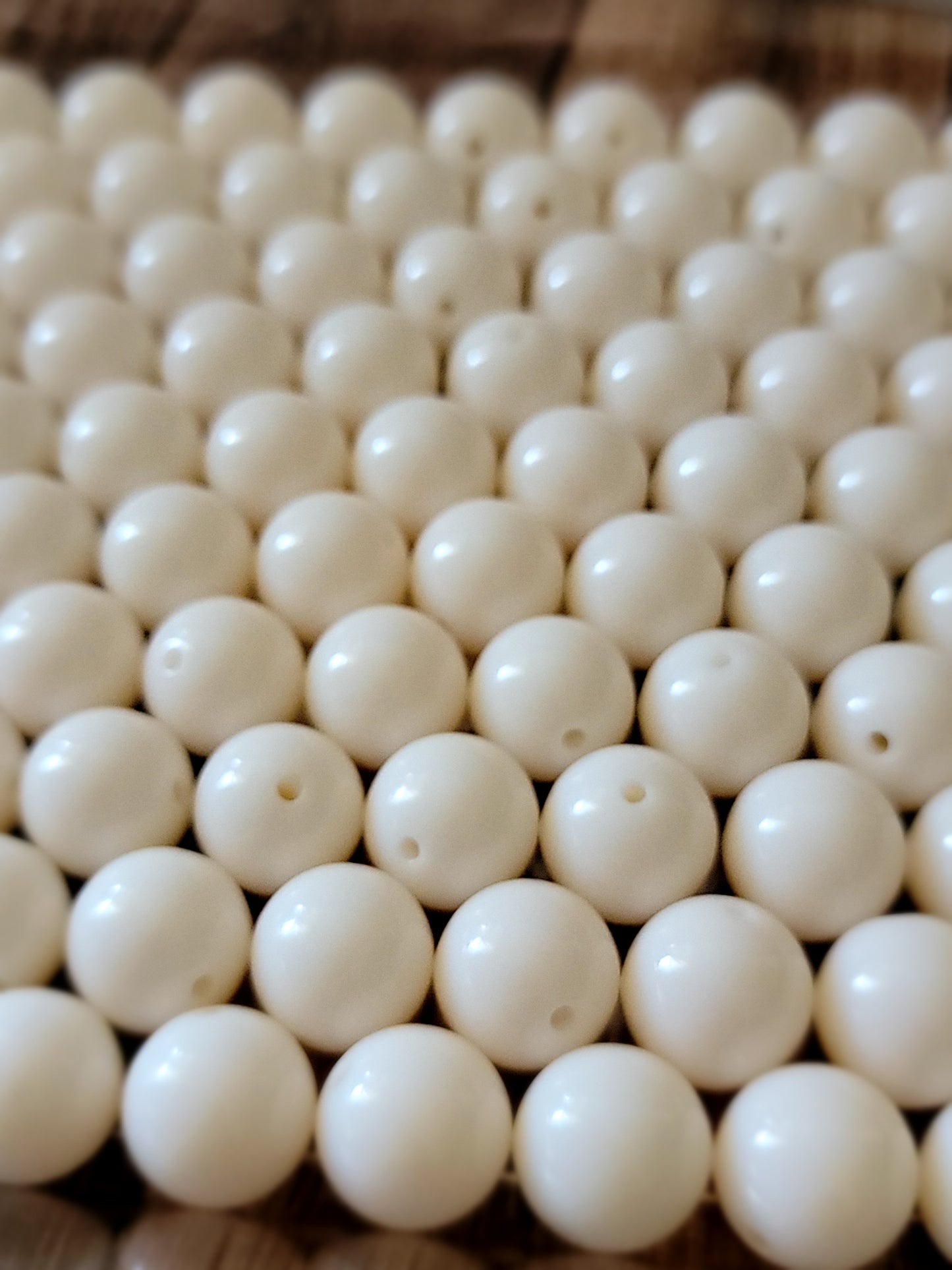 18mm or 20mm Off White Beads