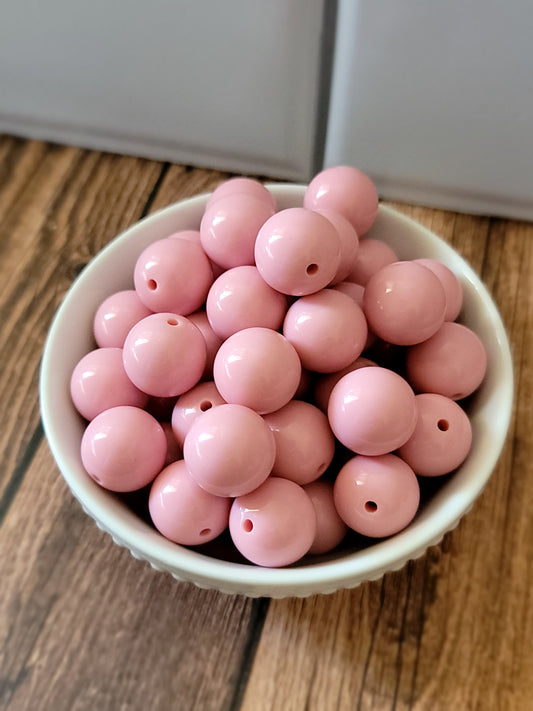 18 MM Bubblegum Pink Beads